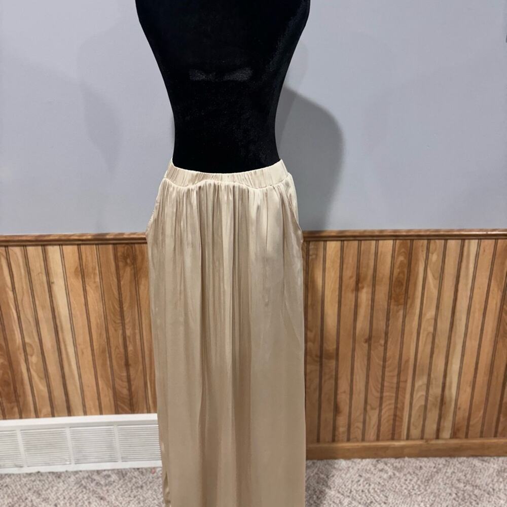 H&M Elegant Gold Beige Maxi Skirt with Pockets Size 6